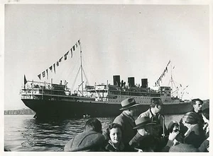 ÎLE DE CRÈTE c. 1935 - Paquebot à Candie  Grèce - DIV 6584 - Picture 1 of 2