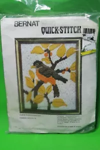 Vintage Bernat Mini Needlecraft Quick Stitch Robin Redbreast T09509 Bird - Picture 1 of 5