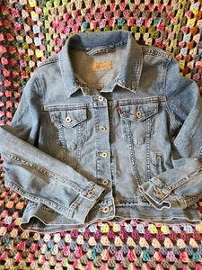 Levis Strauss & Co. Women's Md Wash Classic Jean Jacket Size L Western Boho - Picture 1 of 9