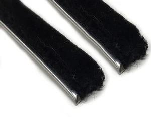 Steele Rubber Products 70-3866-135 Street Rod Beltline Weatherstrips - 2ft Pair - Picture 1 of 2