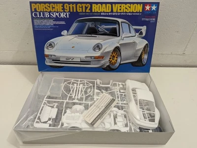 Tamiya 1/24 Scale Model Kit 24247 - Porsche 911 GT2 Road Version Club Sport - Immagine 1 di 4