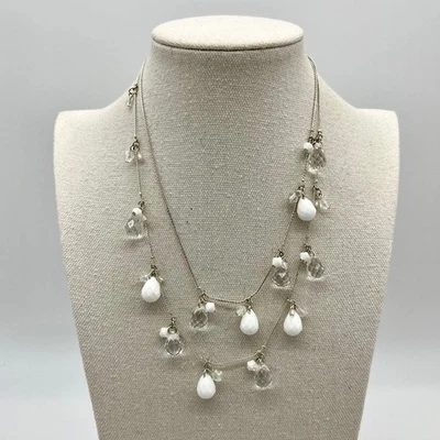 Collar de cuentas Pursuits Ltd. - cuentas blancas y transparentes, doble hilo Foto 1 de 4