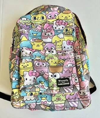 MOCHILA DE COMIDA LOUNGEFLY XL HELLO SANRIO (MULTICOLOR) - Usada Excelente Foto 1 de 4