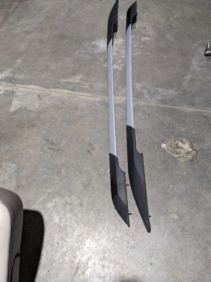 2017-2023 GMC ACADIA PAIR LH RH ROOF UPPER LUGGAGE RACK RAIL CARRIER OEM 1171859 - Image 1 of 4