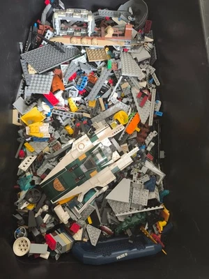 Lego Steine gemischt ca. 5,4 kg, vorwiegend starwars - Bild 1 von 4
