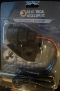 OXFORD WEATHERPROOF (CAP) 12V SOCKET + MIRROR MOUNT ADAPTERS. 25MM MAX HANDLEBAR - Picture 1 of 5