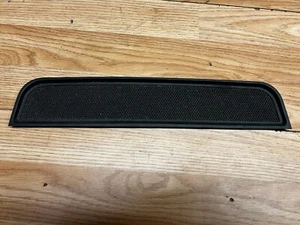 Alfombrilla de goma para tablero Land Rover Discovery 2 TD5 V8 sobre bolsa de aire - Imagen 1 de 2