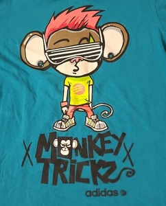Vintage Adidas NEO Monkey Tricks Grafik T-Shirt Herren L Streetwear Selten - Bild 1 von 6
