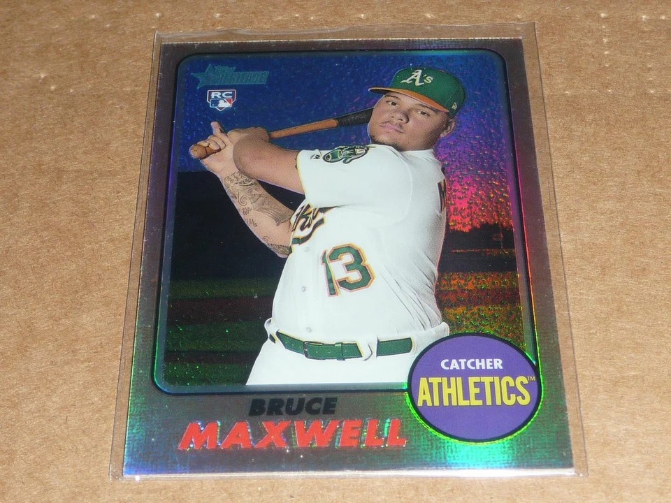 2017 Topps Heritage BRUCE MAXWELL CHROME REFRACTOR /568 ATHLETICS #584 E9558 - Image 1 of 1