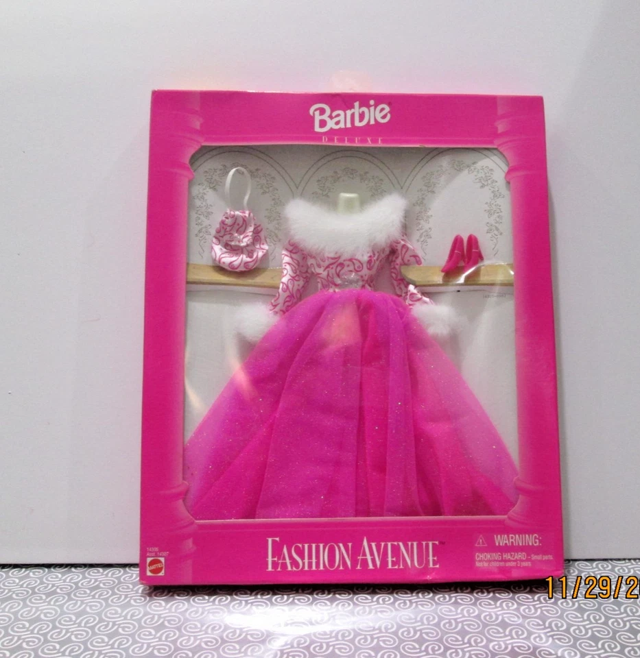 Barbie 1990s Deluxe Fashion Avenue Pink Faux Fur 14305