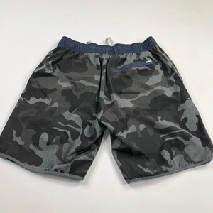 Vuori Banks Medium (Fits 29W) Training Gym 8" Elastic Shorts Camo V330 - Picture 1 of 8