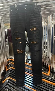 AMIRI HERREN AGED SCHWARZ LEOPARD THRASHER JEANS GRÖSSE 34 NEU MIT ETIKETT - Bild 1 von 7