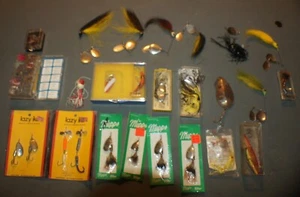 vintage fishing lure lot Most are NOS - Picture 1 of 6