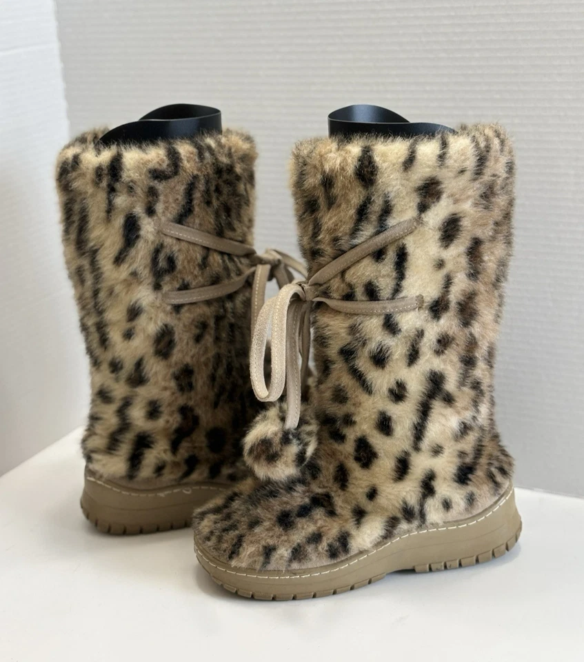 Botas Colin Stuart para mujer piel sintética leopardo pompón corbatas Victoria Secret talla 7 Foto 1 de 4