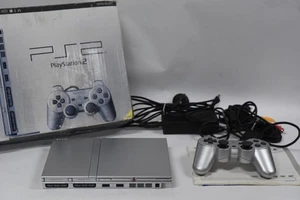 Sony Playstation 2 SILVER Slim Console with Controller & Box - PS2 SCPH-77002 - Picture 1 of 24