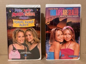 Mary-Kate & Ashley's School Dance Party & Our Lips Are Sealed- VHS  Clamshell - Imagen 1 de 5