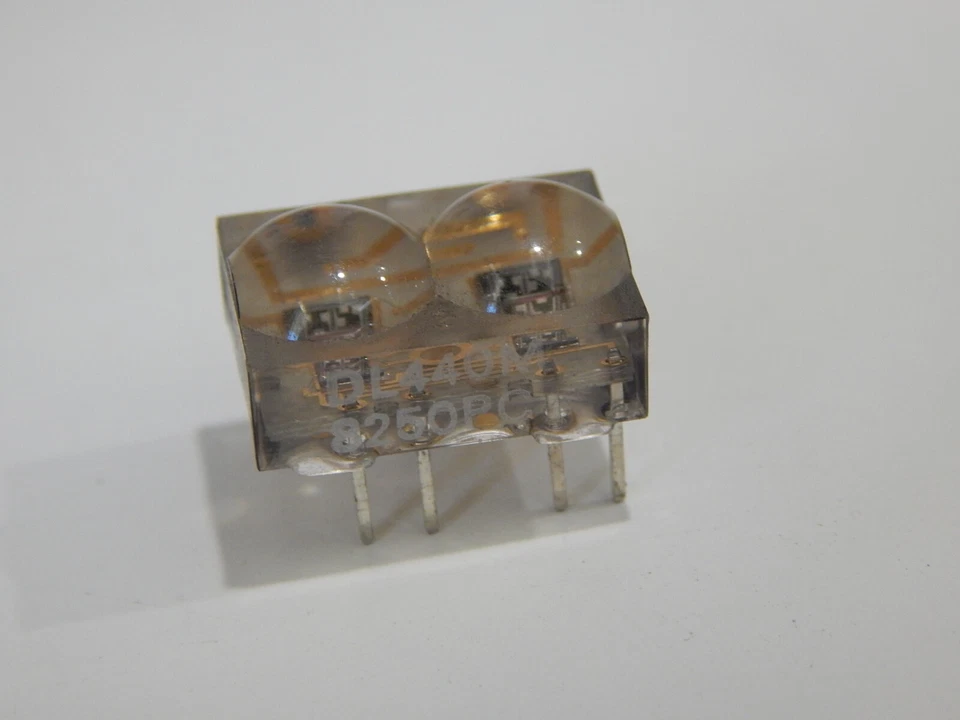 SIEMENS DL440M Smart-Normal 7 Seg Numeric LED Display Red 3.8mm - FAST SHIPPING - Image 1 of 2