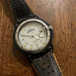 Reloj analógico con correa y correa Timex Expedition índiglo azul marino para mujer funciona - Imagen 1 de 6