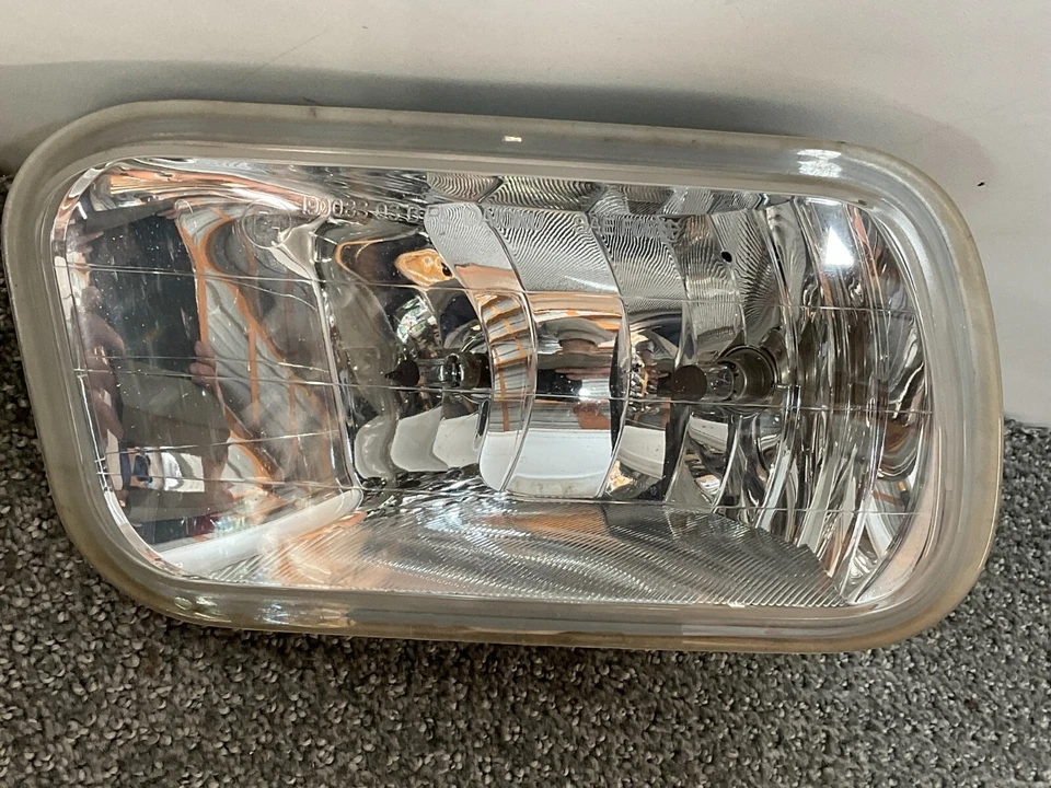 ✅ Faro antiniebla halógeno delantero izquierdo OEM DODGE RAM 2500-3500 2009-2018 55372735AB Foto 1 de 4
