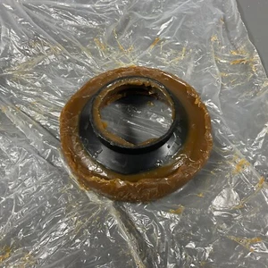 Toilet Wax Ring Universal Repair - 4 - 3/4 in. - Picture 1 of 12