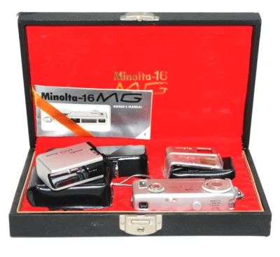 Cámara subminiatura de película Minolta-16 MG 16 mm con flash, filtros, manual y estuche Foto 1 de 4