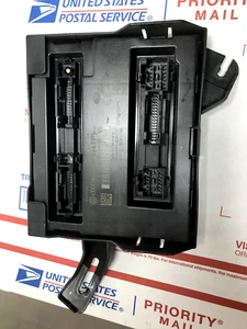 AUDI Q5 2010-2014 - Módulo de control confort / CCM / BCM 8K0907064GP - Imagen 1 de 3