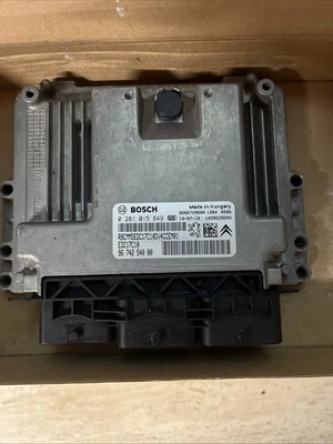 CENTRALINA MOTORE PEUGEOT 207 1.4 HDI 2005-2009 0281015849 - Immagine 1 di 3