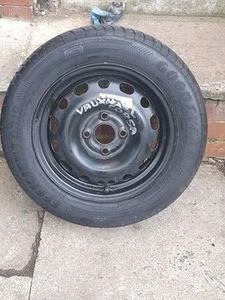 3 Reifen und auf den Felgen Vauxhall Corsa 175/65/14 - Bild 1 von 5