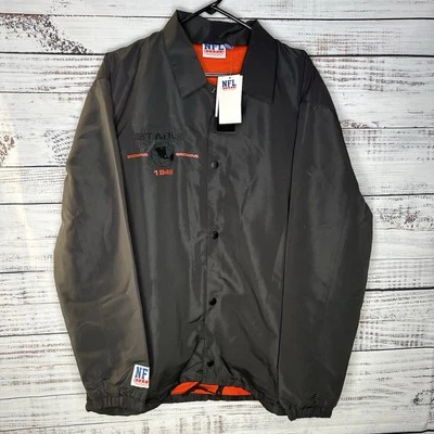 Nova Jaqueta Staple x NFL Cleveland Browns Dawg Pound Coaches Windbreaker Masculina GG - Imagem 1 de 4