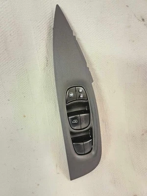 2017 Nissan Rogue driver's side master window and lock switch; 254014BA5A Foto 1 de 4