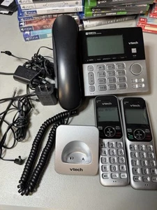 VTech VG208-2 2 Handsets Corded/Cordless Phone Digital Answering Read Desc - Picture 1 of 9