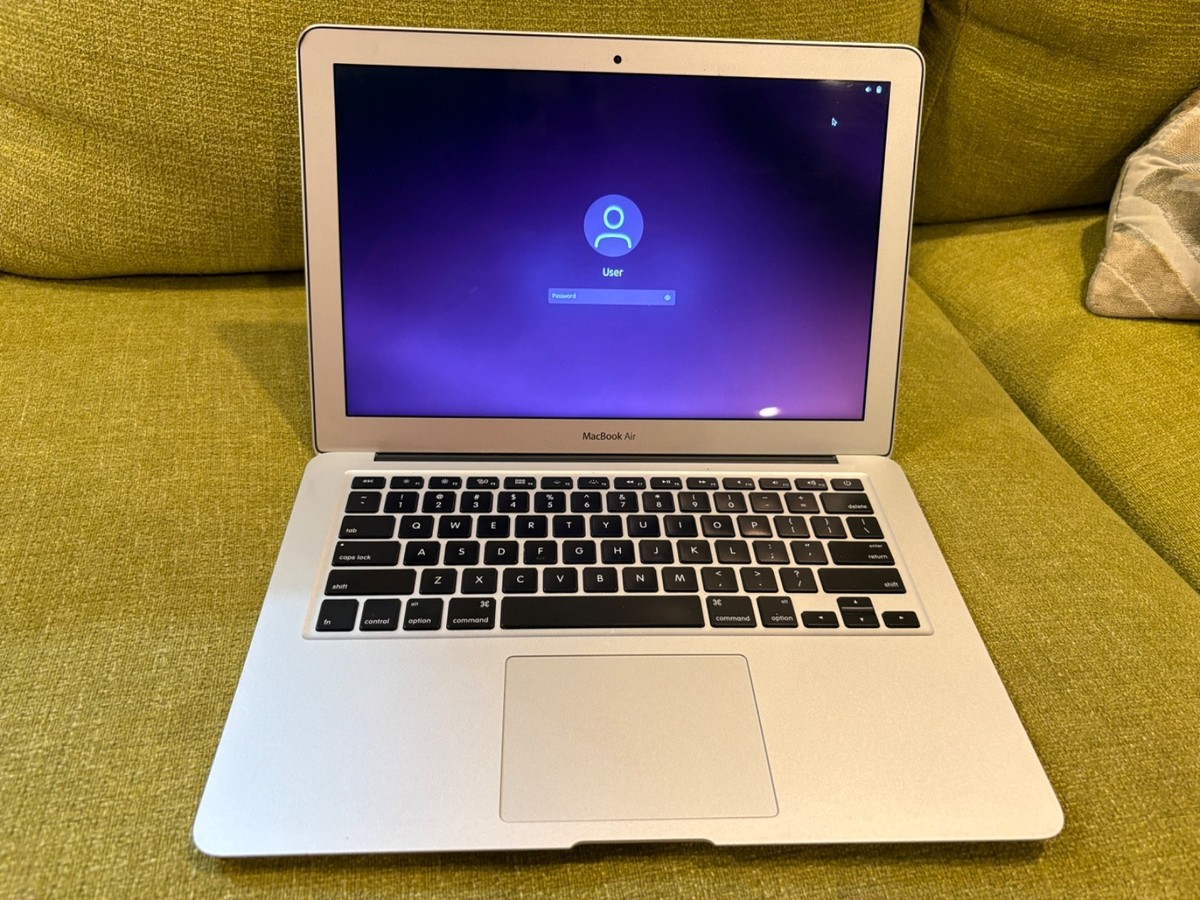 Apple - 月末まで　MacBook 2014 Air 11.6/1.3GHz 256GB Apple - 月末まで MacBook 2014 Air 11.6/1.3GHz 256GB Amazon