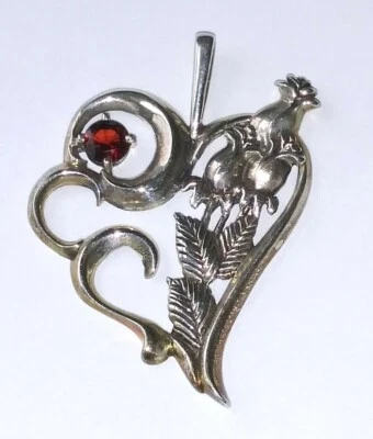 !Lindo Pingente Vintage KABANA Prata Esterlina Floral ROSAS com Sotaque de Gema Rubi - Imagem 1 de 4