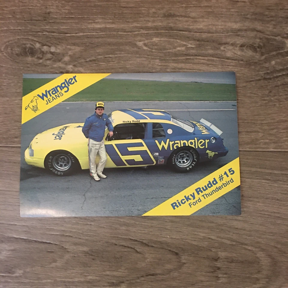 Jeans Ricky Rudd #15 Wrangler NASCAR 1986 autos carreras postal de gran tamaño Foto 1 de 4