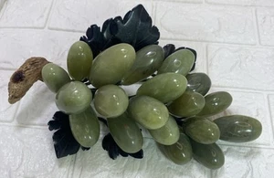 Vintage Chinese Carved Jade Natural Stone Grape Cluster Bunch With Jade Leaves - Picture 1 of 11