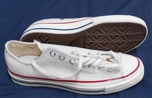 Pair Of Converse Shoes, `Style No: 142338C` Chuck Taylor All Star 70 Ox Off Whit - Picture 1 of 2