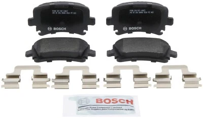 Pastillas de freno traseras semimetálicas QuietCast 2016 para Volkswagen GTI Bosch 2015-2021 Foto 1 de 4