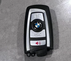 Llavero inteligente BMW usado OEM borde plateado sin llave - Imagen 1 de 2