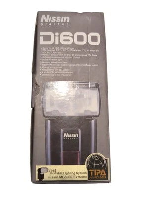 Nissin Di600 Flashgun for Canon - Image 1 of 4