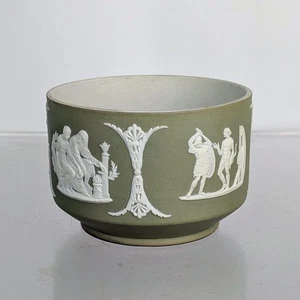 Wedgwood Sage Celadon Green Jasperware Art Pottery Bowl Dish Vase No Reserve - Picture 1 of 15