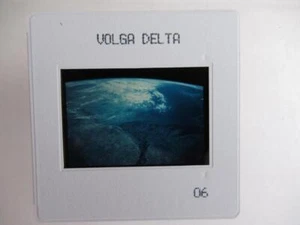 Ölquellen Wolga Flussdelta - Erde aus dem All 35mm Zelluloid Dia - Bild 1 von 1