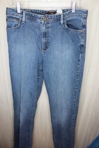 Eddie Bauer Natural Fit Straight Leg Jeans WOMENS 34X34 Regular Stretch Cotton - Picture 1 of 5