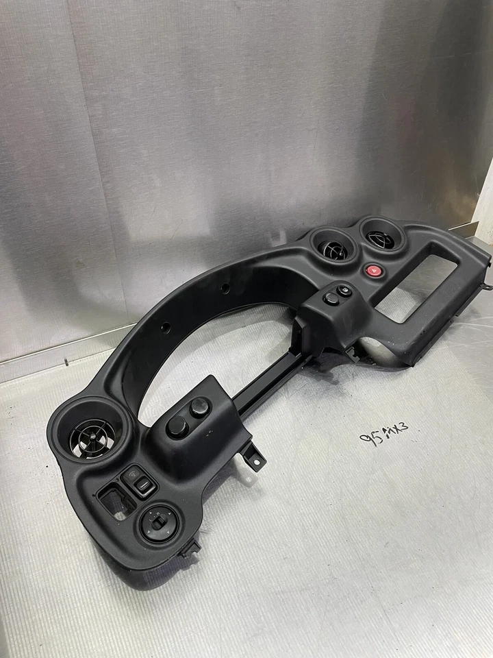 94 95 Mazda Mx-3 Mx3 Speedo Velocímetro Cluster Surround Tablero Borde Cubierta Panel Foto 1 de 4