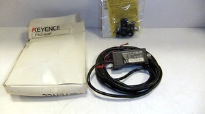 Keyence Fiber Optic Sensor Amplifier FS2-60P - Picture 1 of 3
