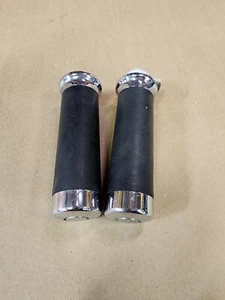Honda Joker GRIPS & THROTTLE 90cc 50cc Srx90 Oem Used Jdm Scooter Shadow 90 - Picture 1 of 9