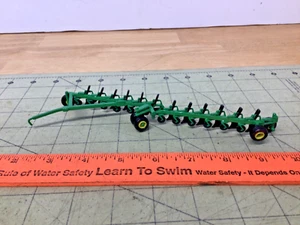 1/64 custom Green 12 bottom on-land plow by C&D Models - Picture 1 of 2