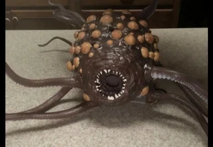 Rathtar esclusivo per stalla creature Galaxys Edge NON FUNZIONANTE SOLO PER ESPOSIZIONE - Foto 1 di 2