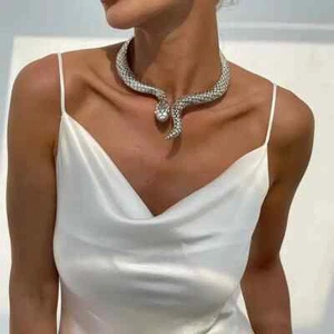 Elegante Ciondoli Argento Sterling 925 Nuova Moda Gioielli King Cobra Collana Serpente - Foto 1 di 13