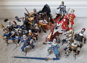 Papo/Medieval Fantasy Knights Horses Figures Bundle