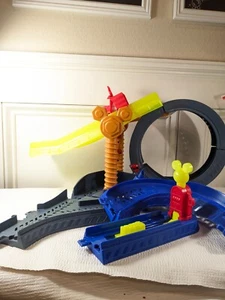 Disney Mickey Mouse Roadster Racers Super Charged Race Track Drop & Loop READ - Picture 1 of 10